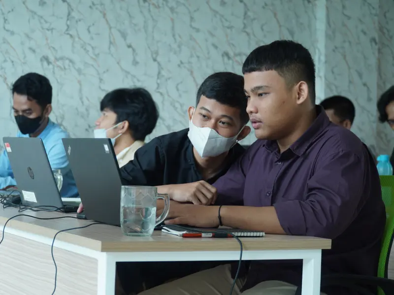 Staditek bootcamp IT Indonesia